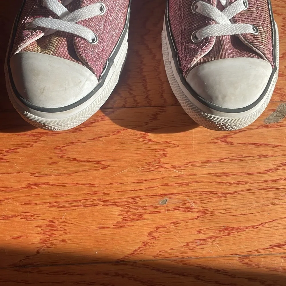 Converse girls Pink and White Glitter Sneakers Sz 3